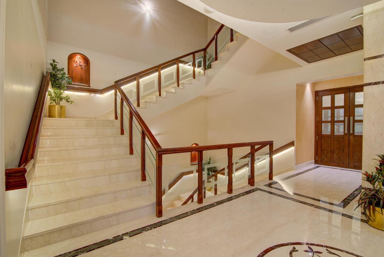 Hotel Home In By Amrik Sukhdev Sonipat Bagian luar foto